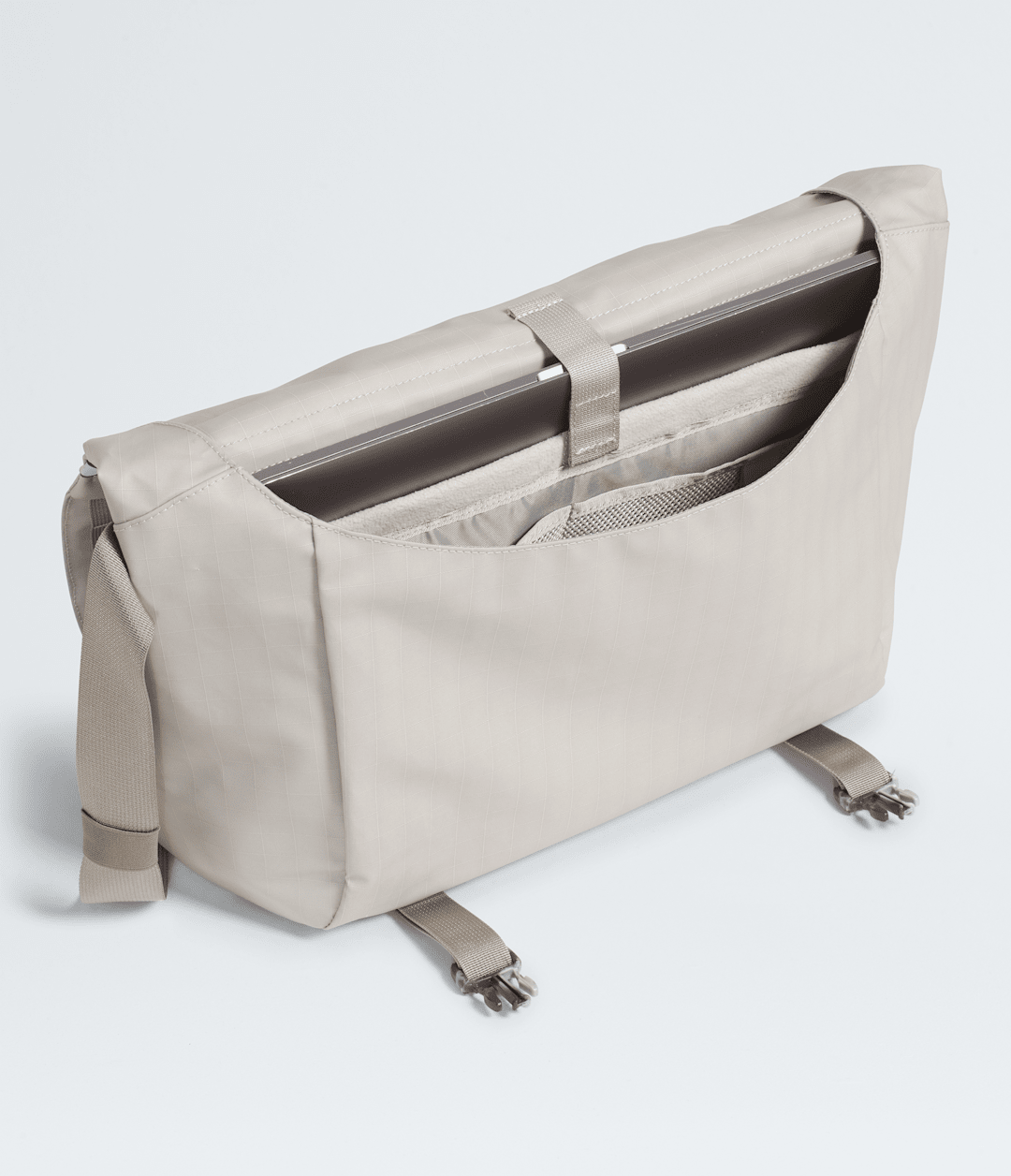 The North Face Base Camp Voyager Messenger Bag
