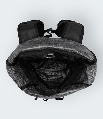 The North Face Summit Series AMK 25L Pack